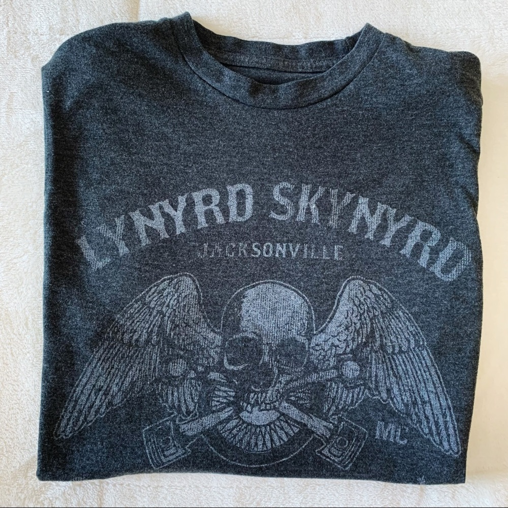 3/$30✨Lynyrd Skynyrd Tee